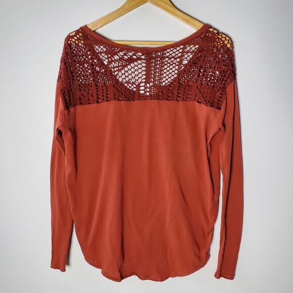 We the Free Dark burnt red oversized long sleeve top with Open Knit shoulders - Picture 6 of 8